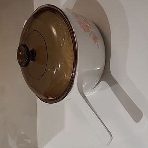 Vintage corningware S-2.5-B peach floral patterns saucer pan and pyrex lid